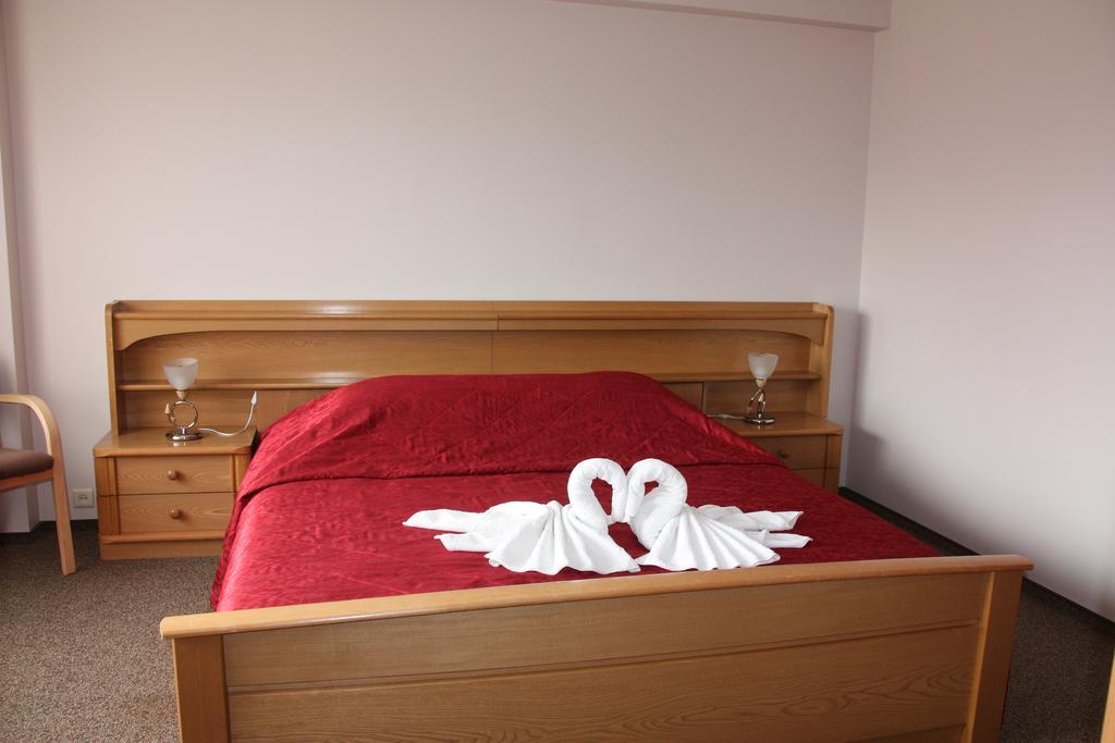 Hotel מדונה מראה חיצוני תמונה