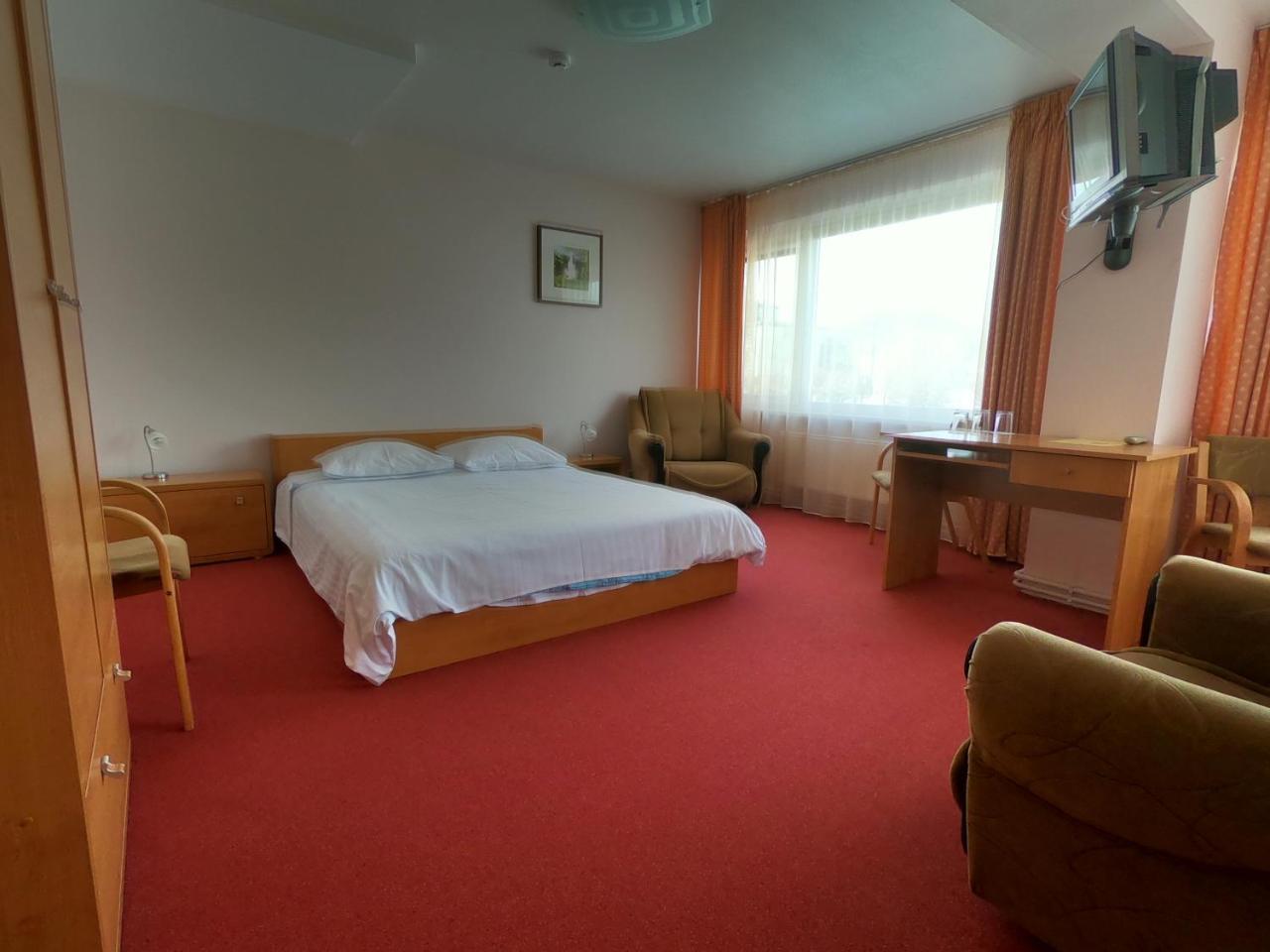 Hotel מדונה מראה חיצוני תמונה
